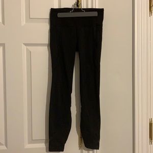 black lulu lemon leggings